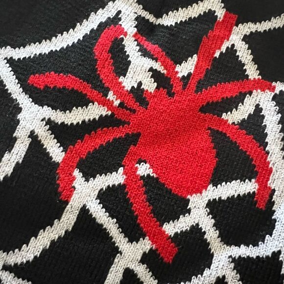 Red Spider and Spider Web Acrylic Knit Beanie Hat - Picture 2 of 4